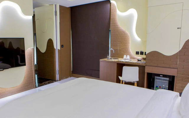 All-Ur Boutique Motel - Xin-Jhung Branch