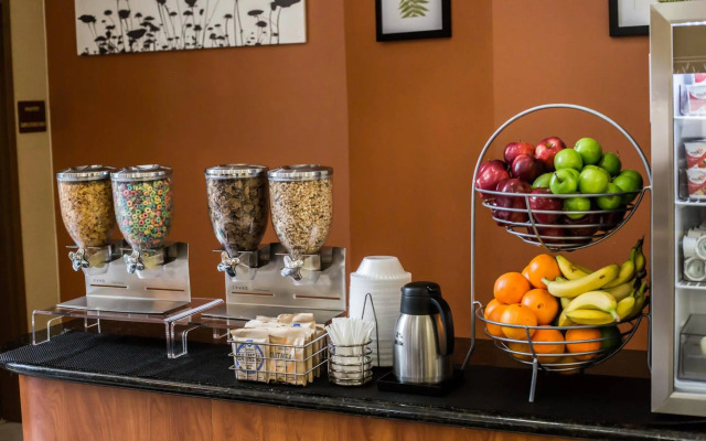 Sleep Inn & Suites Stafford - Sugarland