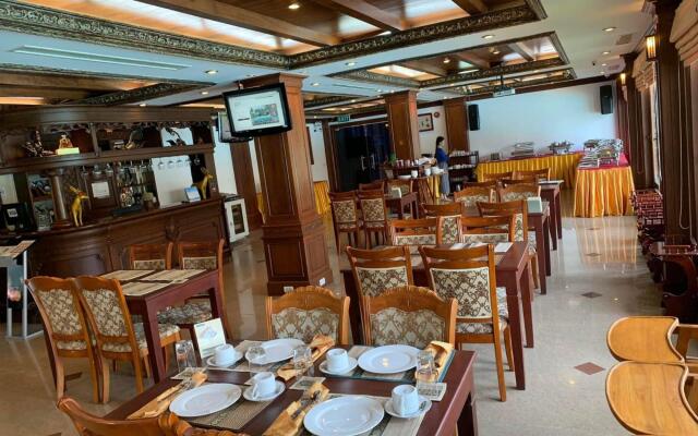 Leuxay Hotel