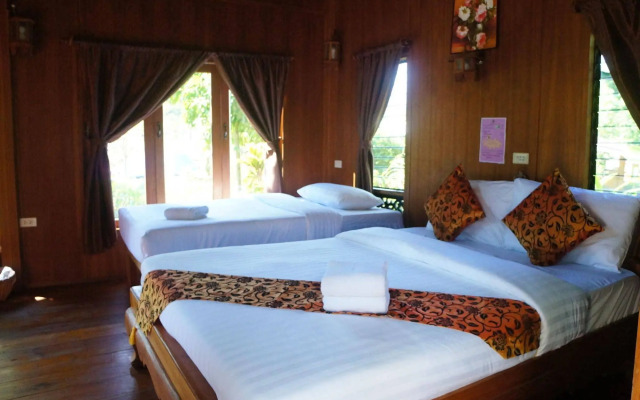 Pai Treehouse Resort