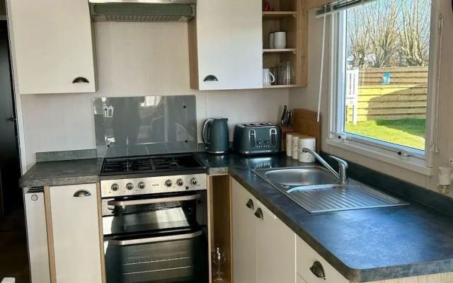 2 Bed-sleeps 6-patio-parking-pet Friendly