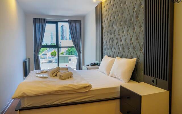 Parla Suite Hotel