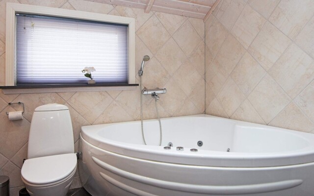 8 Person Holiday Home in Juelsminde-by Traum