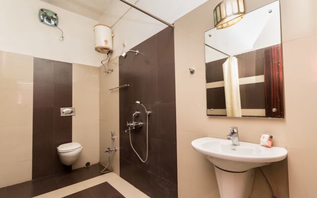 OYO 3276 Hotel Rockstar Suites