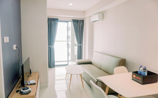 Comfort 1Br With Working Room At Daan Mogot City Apartment – Guest Rooms – Jakarta