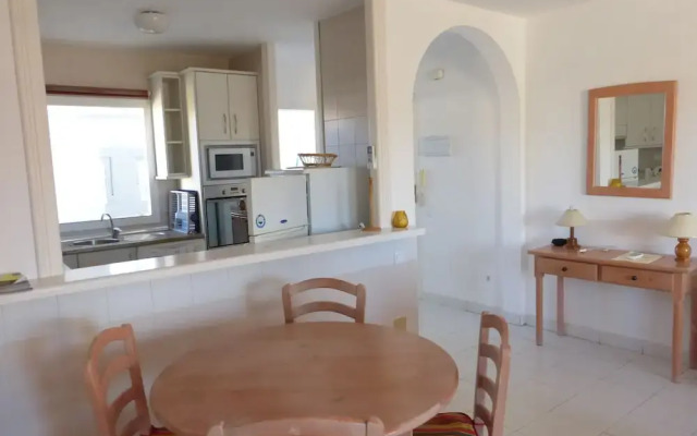 Beautiful 2 Bedroom, 2 Bathroom Apartment
