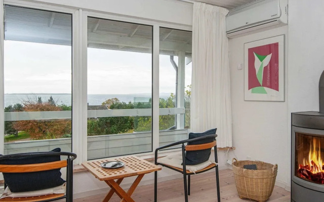 8 Person Holiday Home in Ebeltoft-by Traum