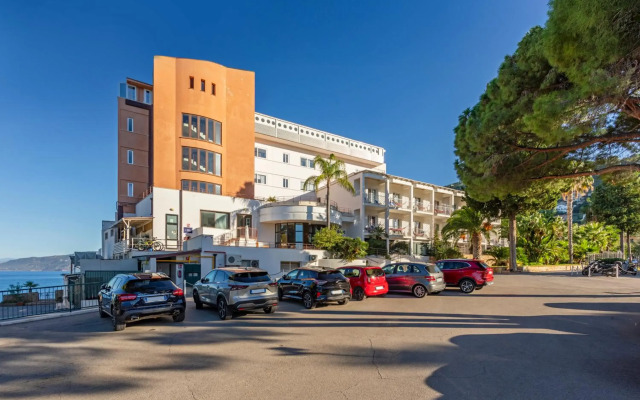 Hotel Kalura