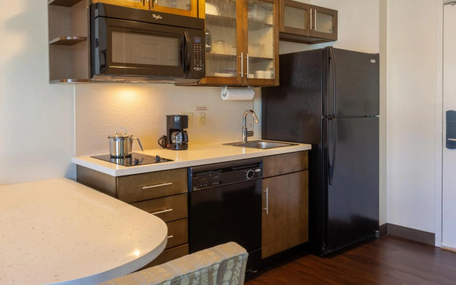 Candlewood Suites West Springfield by IHG