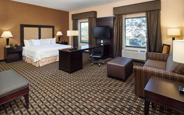 Hampton Inn & Suites Longview North