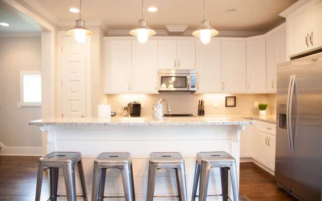 Ultra Luxurious 4BR in Nations