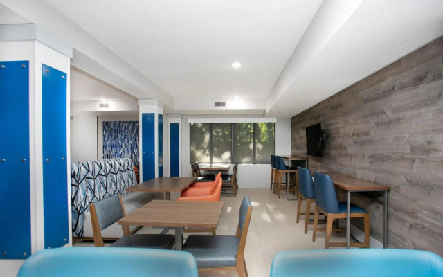 Holiday Inn Express & Suites Jacksonville - Atlantic Beach by IHG