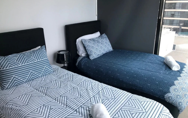 ReadySet Apartments at Lighthouse