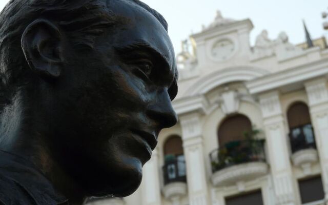 Alvaro Residencia