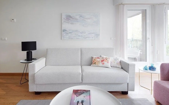 Playa de Ondarreta Apartment by FeelFree Rentals