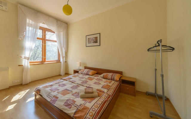 Kiev Accommodation Hotel Service