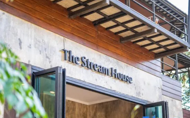 The Stream House at Mae Kampong