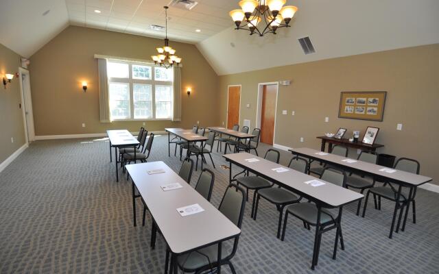 Best Western Plus Cold Spring