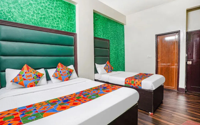 Pavithraa Deluxe Suites by OYO Rooms