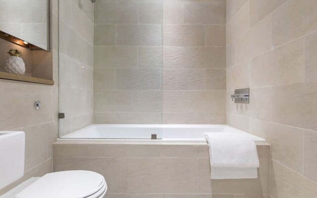 Kensington Holiday Stay