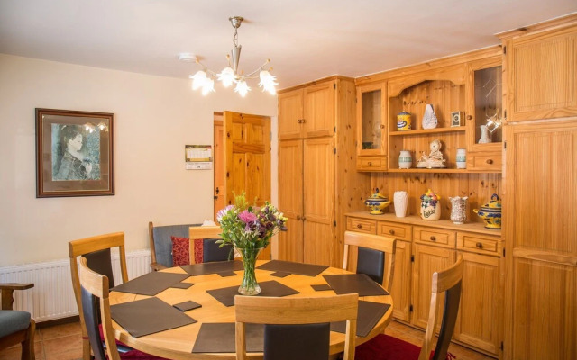 Capolla House, Clifden