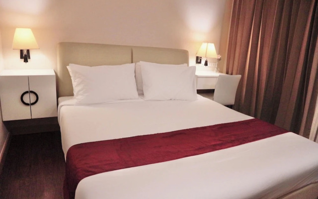Icon Narindra Suites Hotel