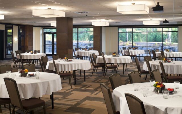 Copper Point Resort