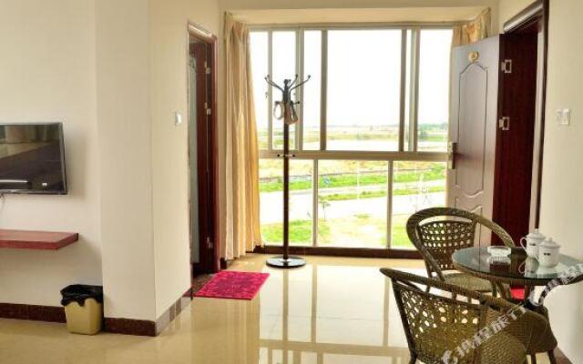 88 Bay Hostel