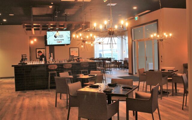 Four Points by Sheraton Grande Prairie