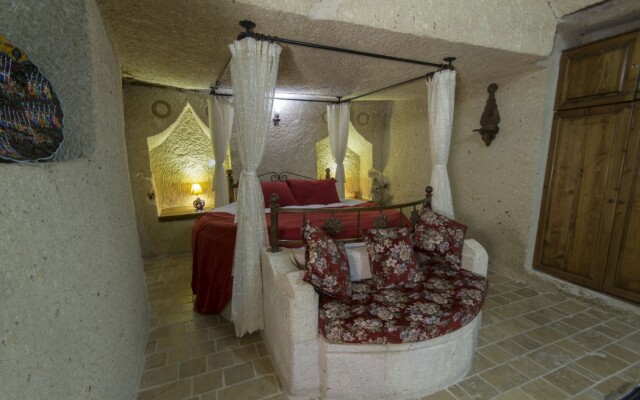 Adora Cave Suites