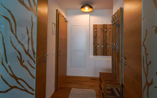 Kitzbuhel Alpine Lodge With Sauna