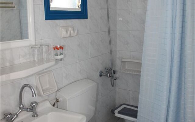 Marinos Hotel