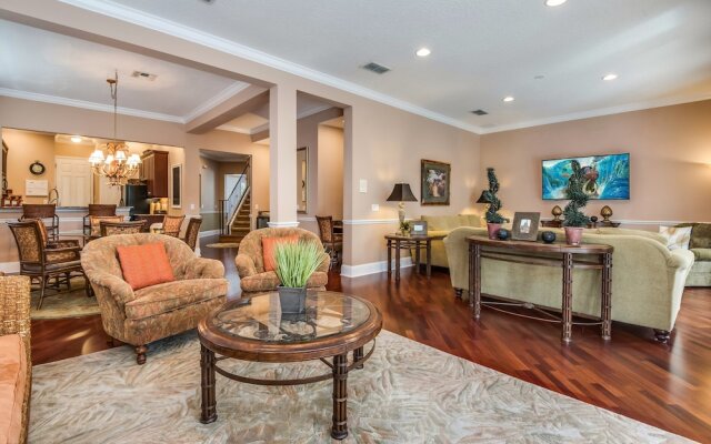 5bed 5Ba Reunion Villa w. Pool