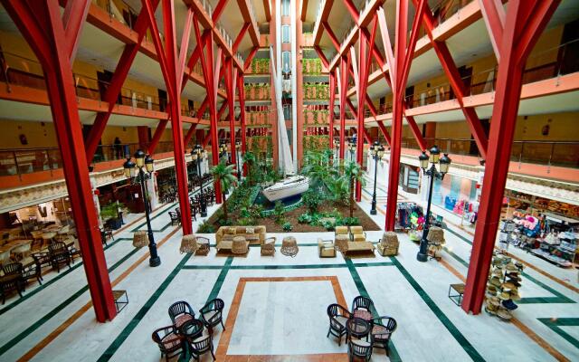 Holiday World RIWO - Teens Hotel