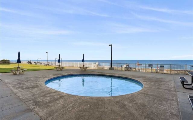 Regency Towers 1013 - Two Bedroom Condo