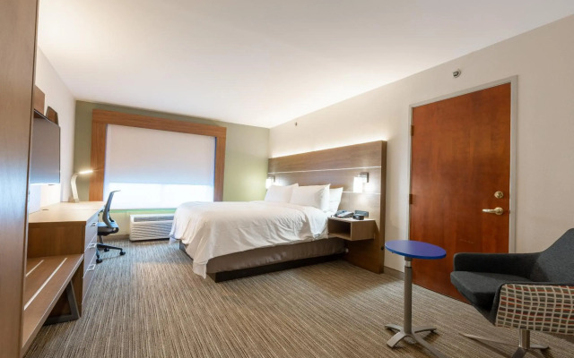 Holiday Inn Express And Suites Arlington North - Stadium Area by IHG