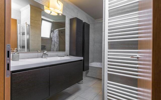 Rainbow Luxurious Villa in Ialysos