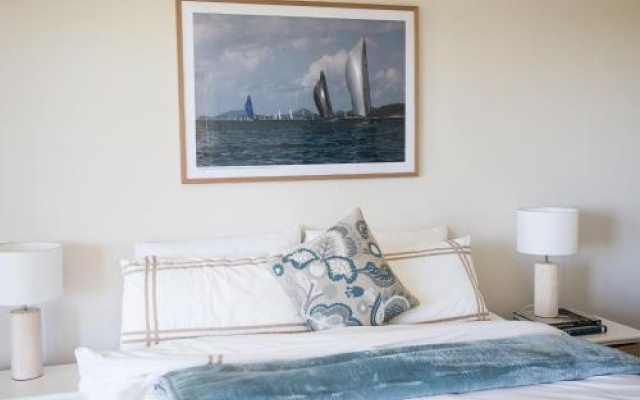 Cossies', 2/273 Corrie Parade - Stunning Views And Air Conditioned – Guest Rooms – Corlette