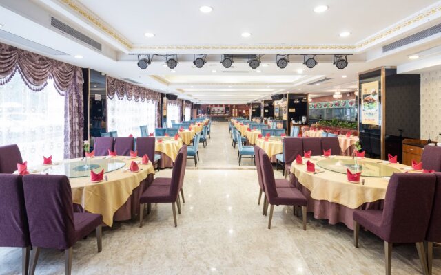 Baoyue Hotel