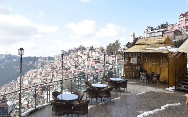 OYO 11470 Hotel Bridge View Premium