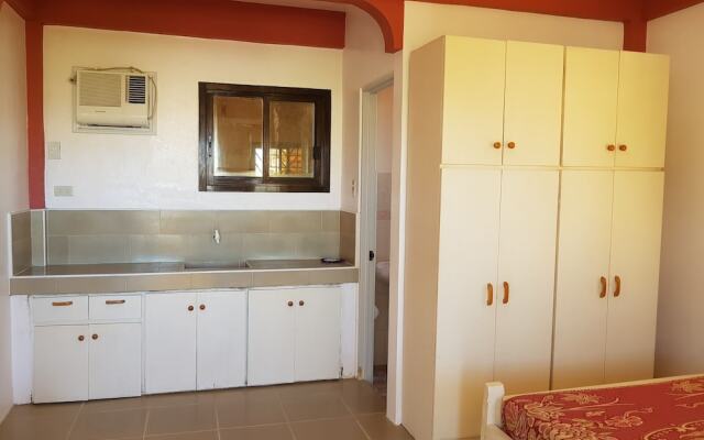 Paz Patar Beach House Resort