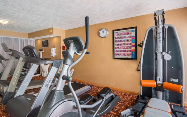 Clarion Inn Fairmont