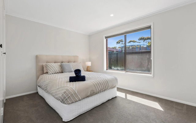 Tidal Waves on Lowe - Spacious and Pet Friendly!