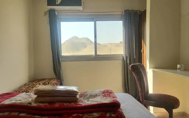 Seror Guest House