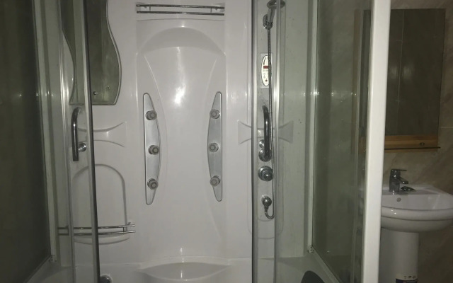 Nondon International Hotel