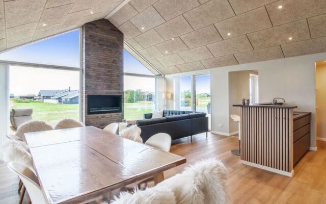 "Nayati" - 700m from the sea in NW Jutland