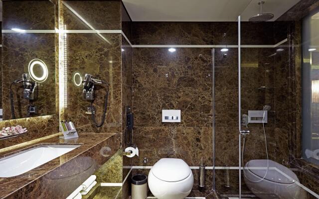 DoubleTree by Hilton Istanbul Gayrettepe