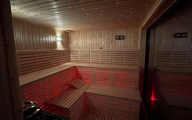 Cottage in Sianozety Near Golden Beach