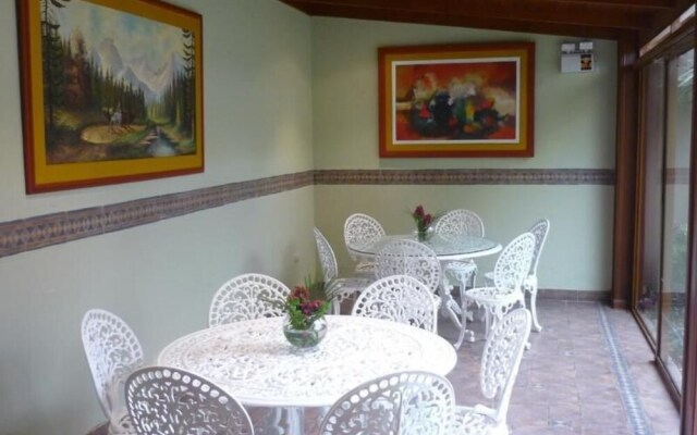 Sevilla House
