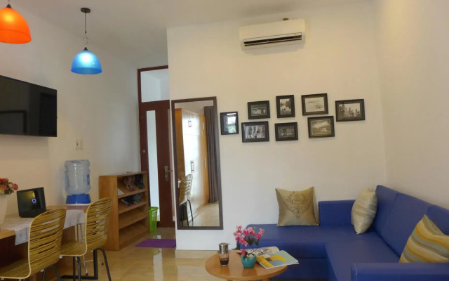 Donald Service Apartment